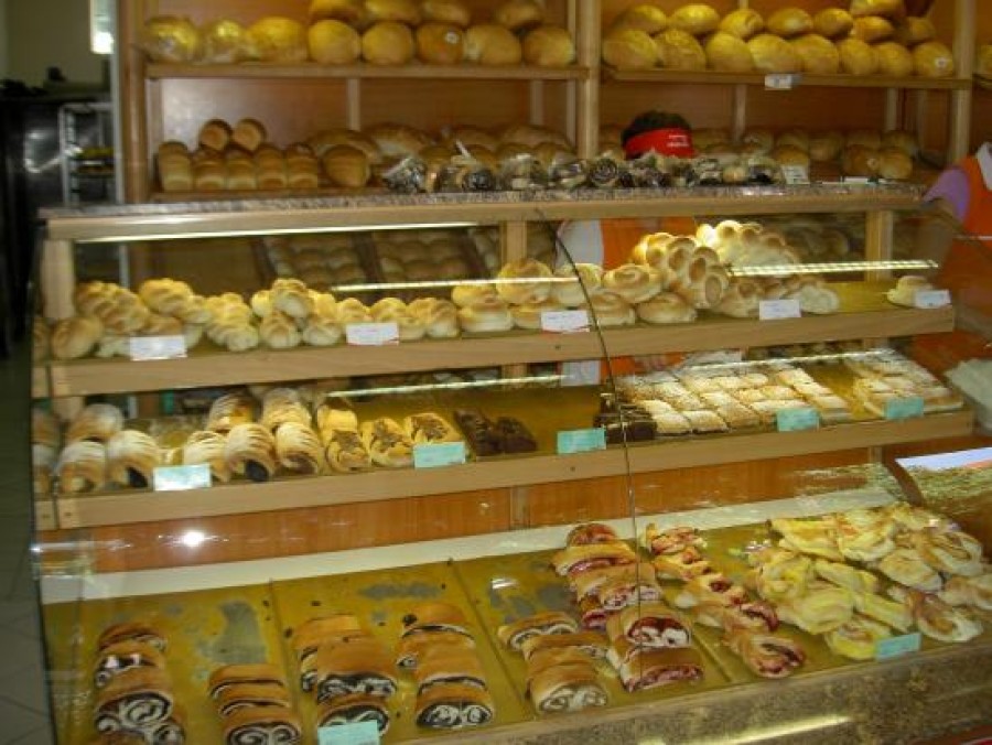 FIGYELEM! Vigyázzni kell az albán pékségekkel!